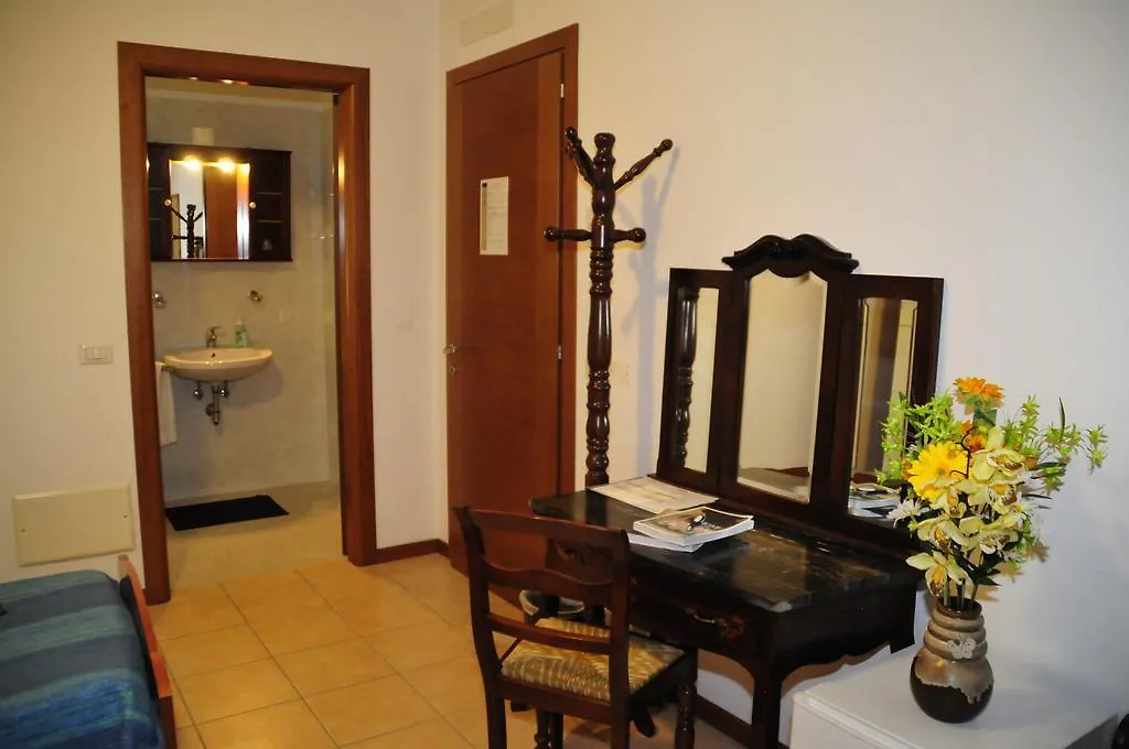 *** Bed & Breakfast Bed and Breakfast Casablanca Trebaseleghe Italia